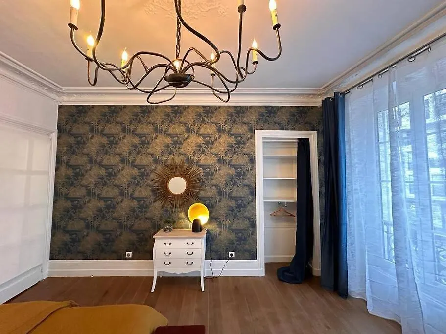 So Chic 72 Montmatre Apartement D'Exception Paris 0*,